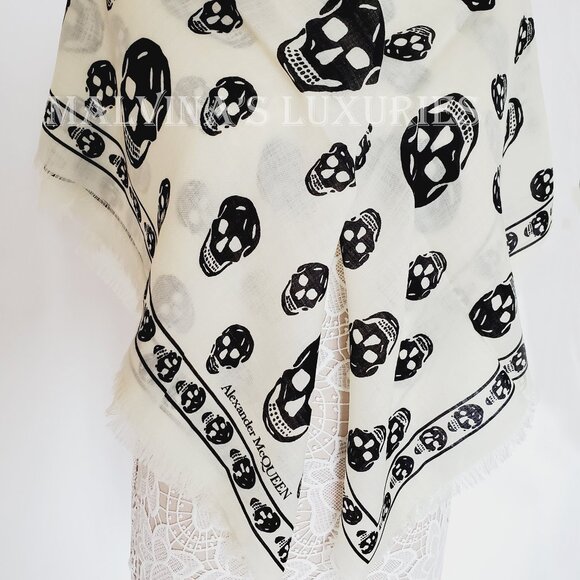 ALEXANDER MCQUEEN SCARF ICONIC SKULL PRINT IVORY WOOL FRINGE UNISEX - Picture 5 of 13